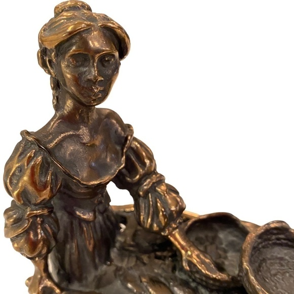 Rynhart Molly Malone "Striving Against Adversity" Small Bronze Sculpture - Picture 3 of 9